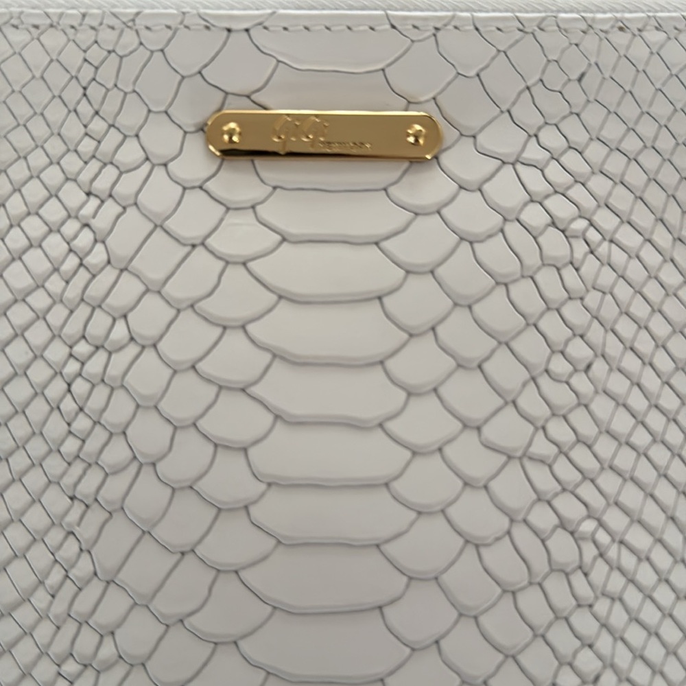 Gigi New York Leather Snake Alligator Scale Tassel Zipper Clutch Purse - Picture 2 of 5